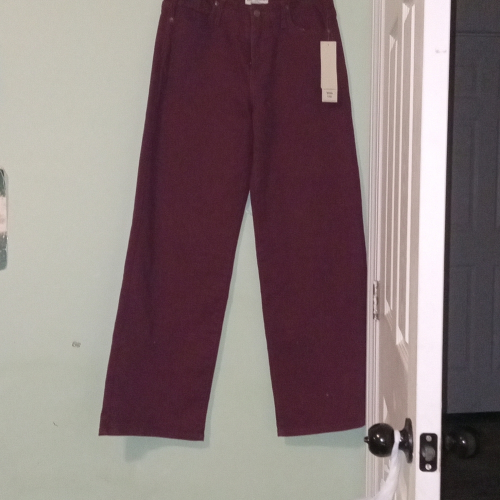 Chic Purple Wide-Leg Jeans